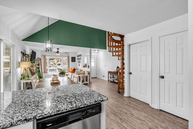 7 Sunnydale Court, Bayville, NJ 08721