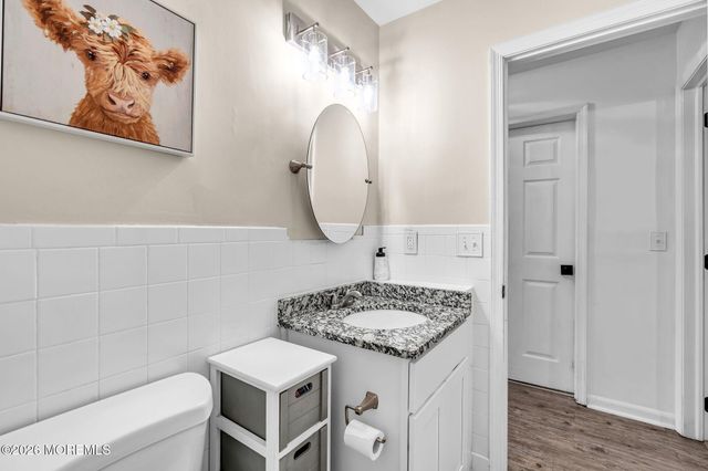 7 Sunnydale Court, Bayville, NJ 08721