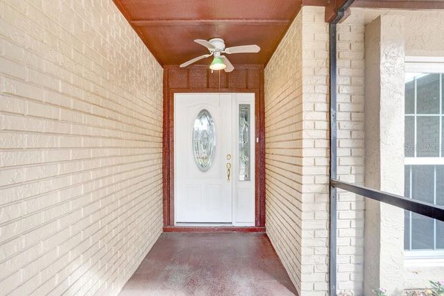 1328 CORNER OAKS DRIVE, Brandon, FL 33510