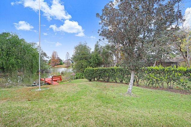 1328 CORNER OAKS DRIVE, Brandon, FL 33510