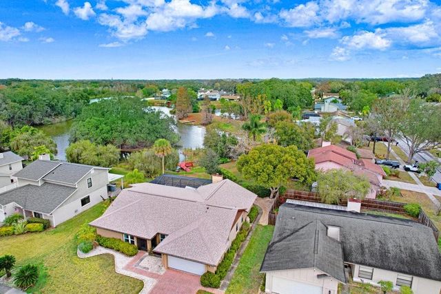 1328 CORNER OAKS DRIVE, Brandon, FL 33510