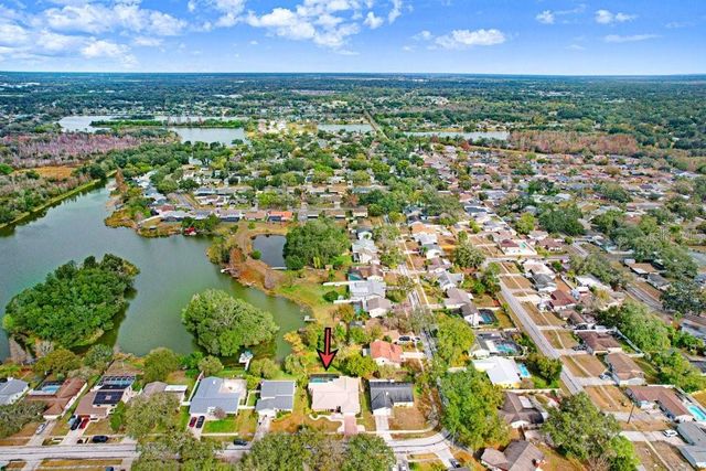 1328 CORNER OAKS DRIVE, Brandon, FL 33510