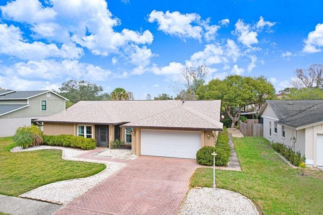 1328 CORNER OAKS DRIVE, Brandon, FL 33510