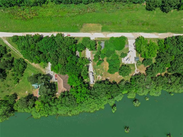 455 Ferguson Drive, Cleveland, TX 77327