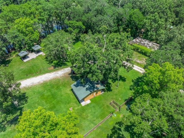 455 Ferguson Drive, Cleveland, TX 77327