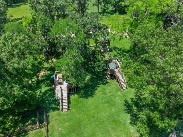 455 Ferguson Drive, Cleveland, TX 77327