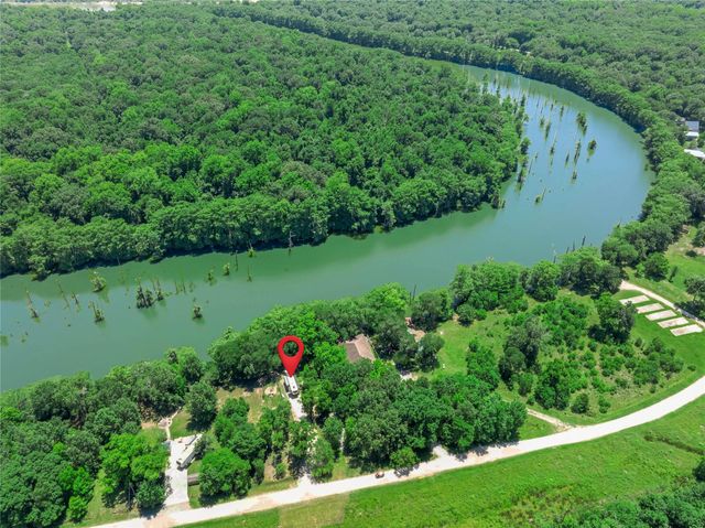 455 Ferguson Drive, Cleveland, TX 77327