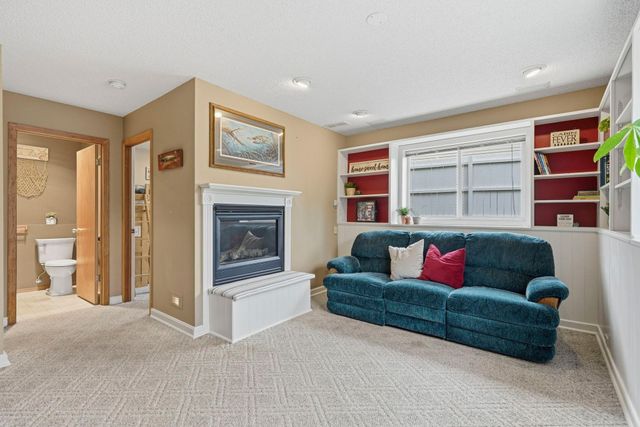 2905 127th Circle NW, Coon Rapids, MN 55448