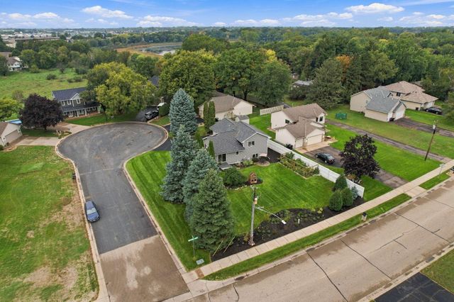 2905 127th Circle NW, Coon Rapids, MN 55448