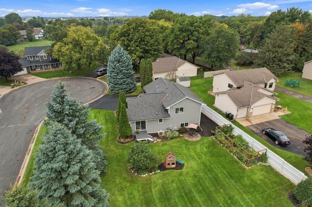 2905 127th Circle NW, Coon Rapids, MN 55448