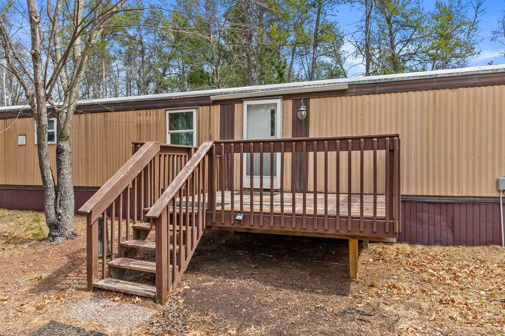 N9592 17th Avenue, Necedah, WI 54646