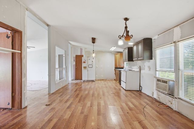 729 Elm St, Spring Hill, TN 37174