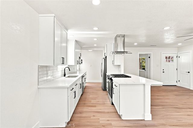 17045 Salais, La Puente, CA 91744