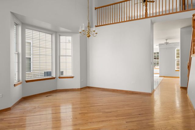 16139 Seneca Lake Circle, Crest Hill, IL 60403