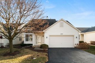16139 Seneca Lake Circle, Crest Hill, IL 60403