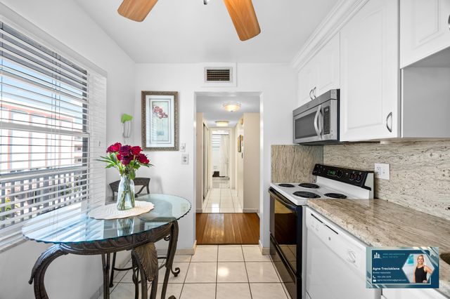 4000 NW 44th Avenue 315, Lauderdale Lakes, FL 33319