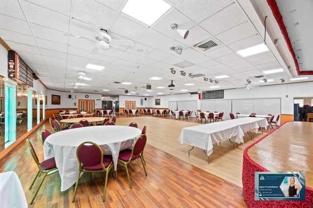 4000 NW 44th Avenue 315, Lauderdale Lakes, FL 33319