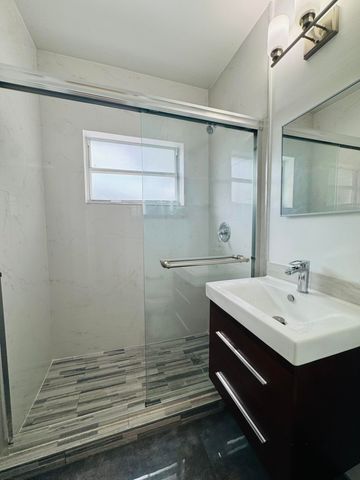 935 8th Street 11, Miami Beach, FL 33139