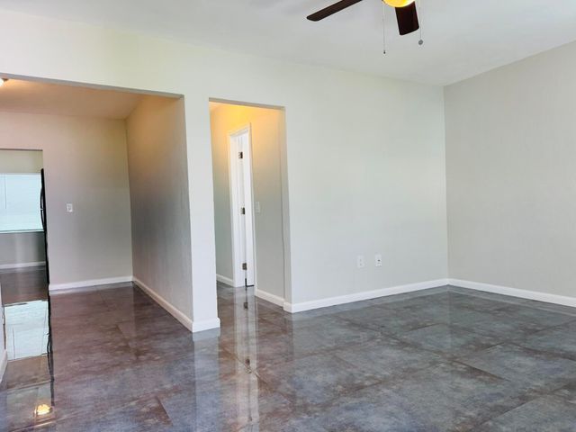 935 8th Street 11, Miami Beach, FL 33139