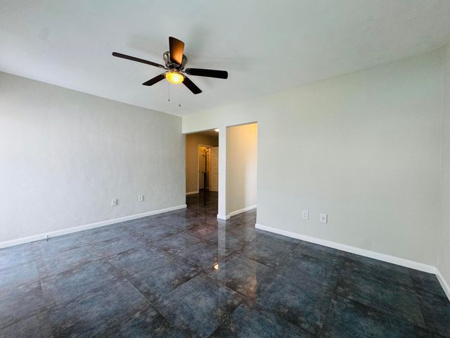 935 8th Street 11, Miami Beach, FL 33139