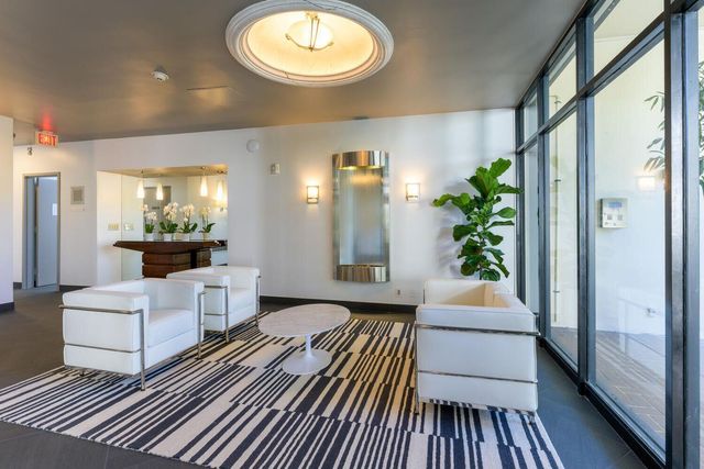 2400 PRESIDENTIAL Way 1505, West Palm Beach, FL 33401