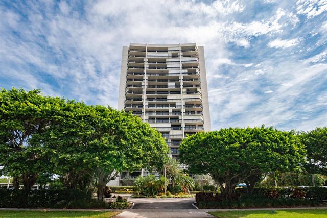 2400 PRESIDENTIAL Way 1505, West Palm Beach, FL 33401