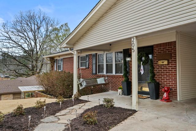 205 Kings Row Drive, Little Rock, AR 72207