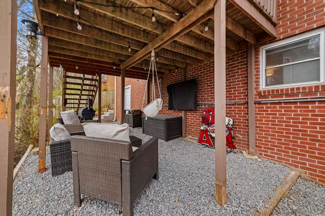 205 Kings Row Drive, Little Rock, AR 72207