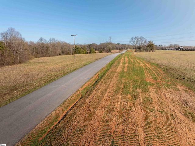 01 Sc-14 Highway, Laurens, SC 29360