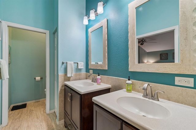 5024 UMBER WAY N, Tampa, FL 33624