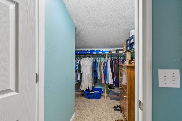 5024 UMBER WAY N, Tampa, FL 33624