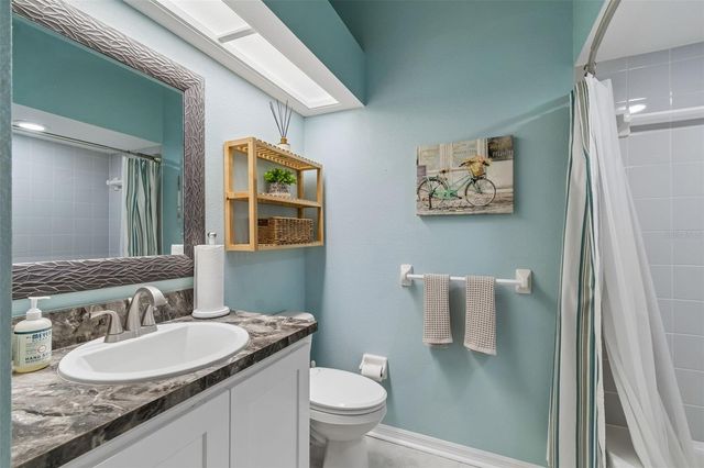 5024 UMBER WAY N, Tampa, FL 33624