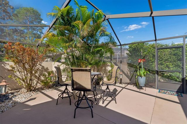 5024 UMBER WAY N, Tampa, FL 33624