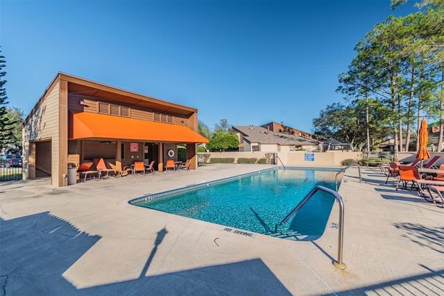 5024 UMBER WAY N, Tampa, FL 33624