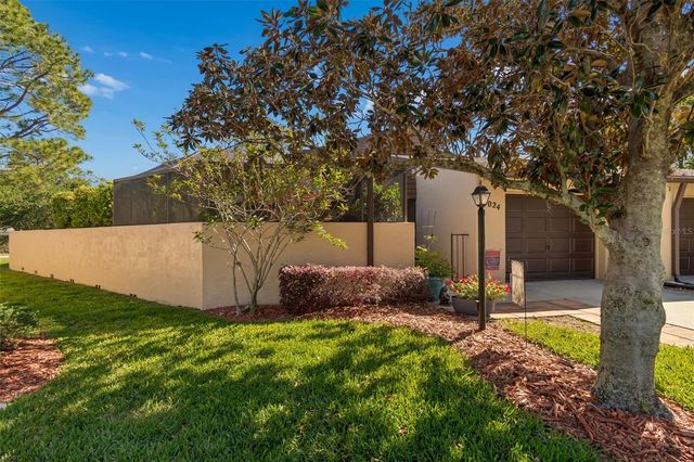 5024 UMBER WAY N, Tampa, FL 33624