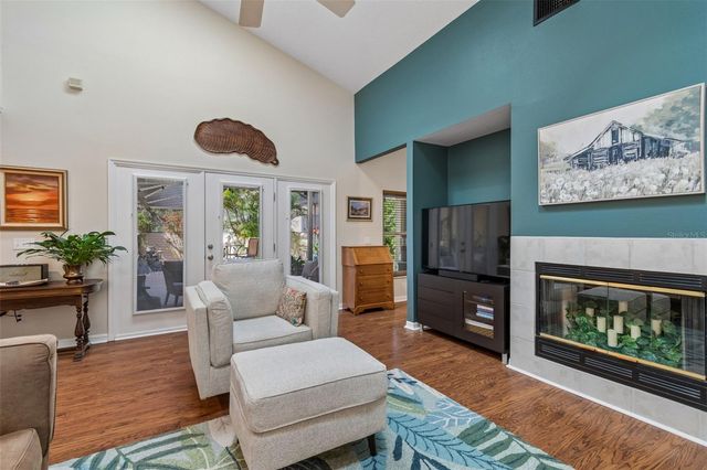 5024 UMBER WAY N, Tampa, FL 33624