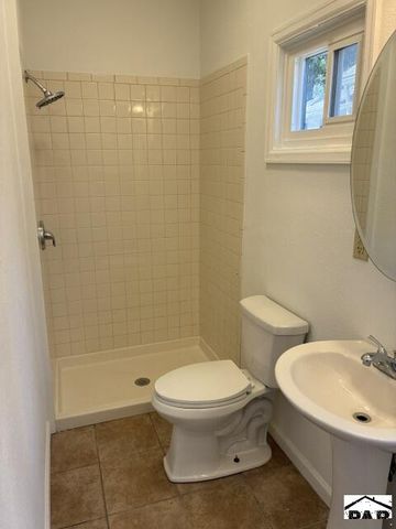 1231 S Santa Fe Ave, Pueblo, CO 81006