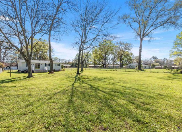 129 Walnut Street, Bonaire, GA 31005