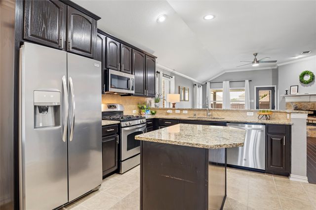 500 Turnstone Drive, Little Elm, TX 75068
