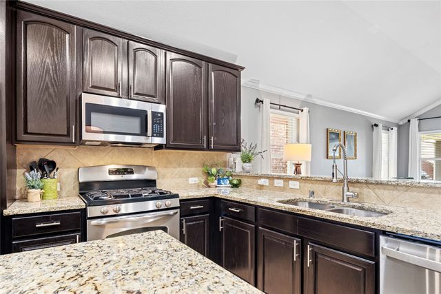 500 Turnstone Drive, Little Elm, TX 75068