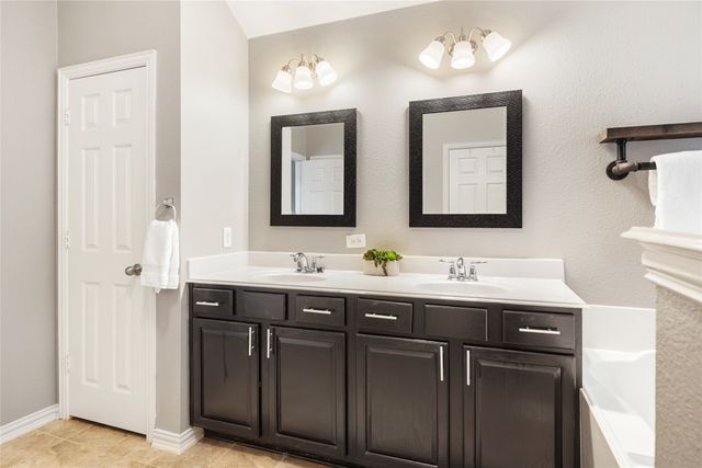 500 Turnstone Drive, Little Elm, TX 75068