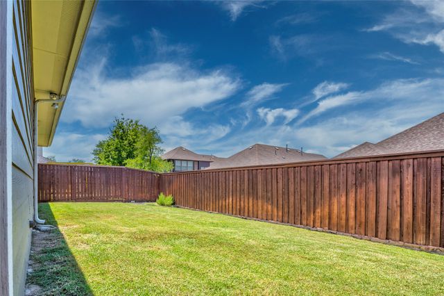 500 Turnstone Drive, Little Elm, TX 75068