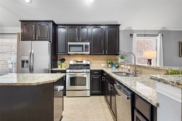 500 Turnstone Drive, Little Elm, TX 75068
