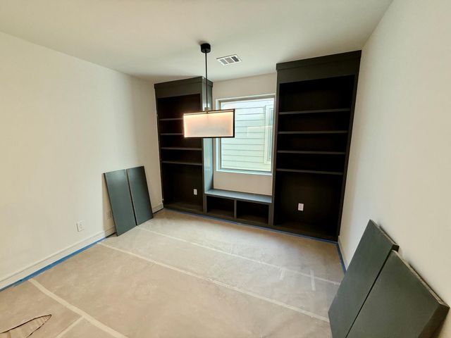 2412 Elmen Street, Houston, TX 77019