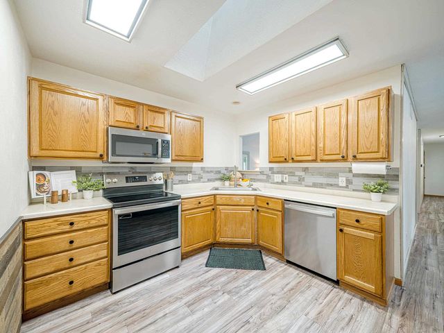 2150 E CARLY Court, Milton, WI 53563