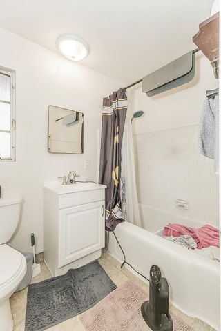 805 E Andrews Avenue, Fresno, CA 93704