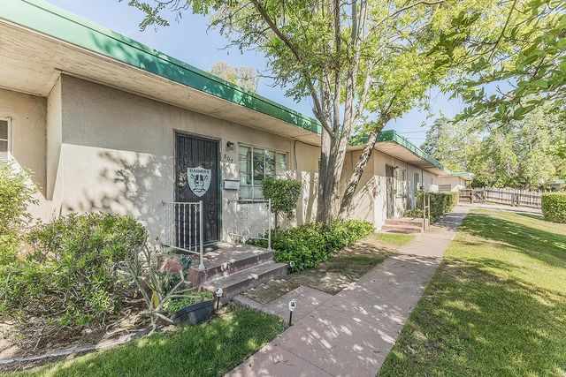 805 E Andrews Avenue, Fresno, CA 93704