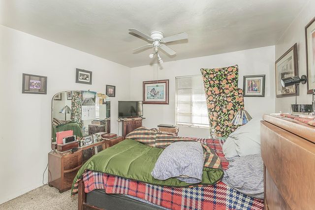 805 E Andrews Avenue, Fresno, CA 93704