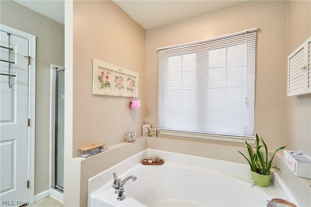 572 Colonial Drive, Painesville, OH 44077