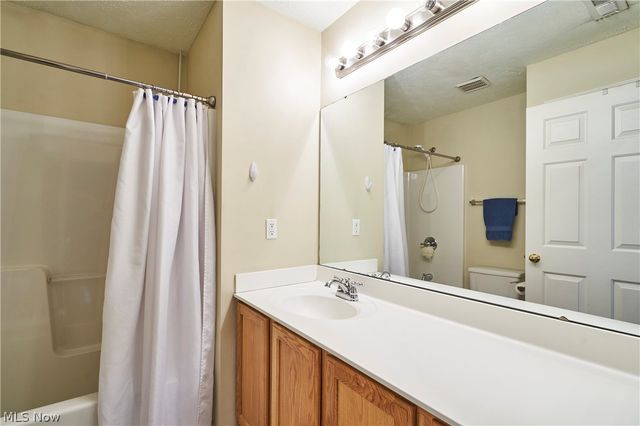 572 Colonial Drive, Painesville, OH 44077